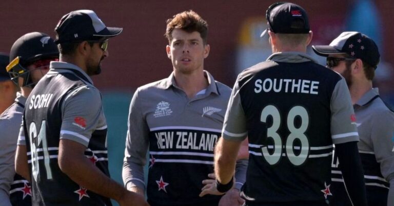 New Zealand beat Ireland by 35 runs to reach semi-finals of T20 World Cup