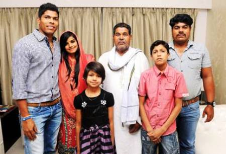 Umesh Yadav with his family