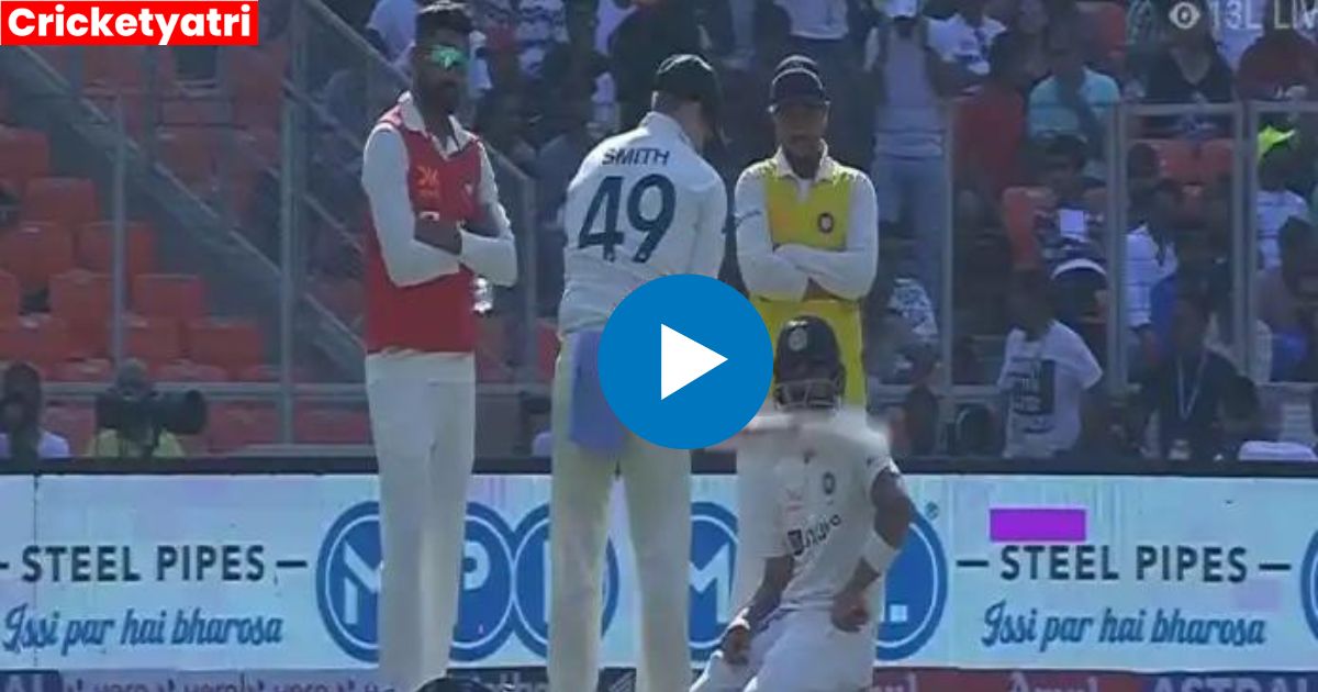 Virat Kohli का बल्ला पकड़ा Steve Smith ने